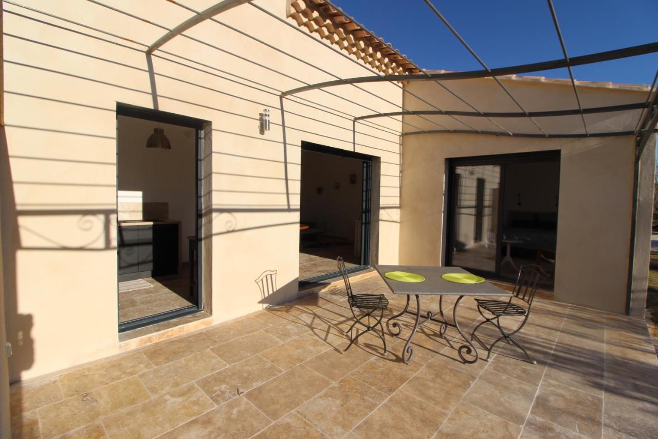 Appartement Calme Et Lumineux Paradou Exterior foto
